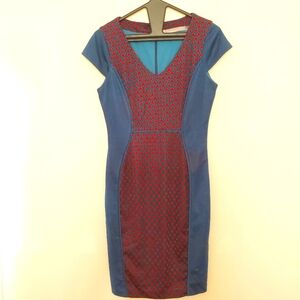 Andrew Marc New York sheath cap sleeve midi with zip up back. Sz 4 lightly worn